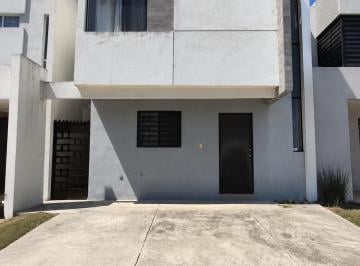 Casa · 133m² · 3 Recámaras · 2 Estacionamientos · Renta de Casa Bello Amanecer, Guadalupe, N. L.
