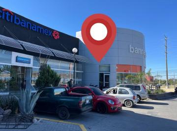 Local comercial · 66m² · Local en Renta Plaza Cayro, Blvd. Timoteo Lozano y Torres Landa, León, Gto.