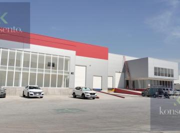 Nave industrial · 1800m² · Nave Industrial en Renta por El Aeropuerto