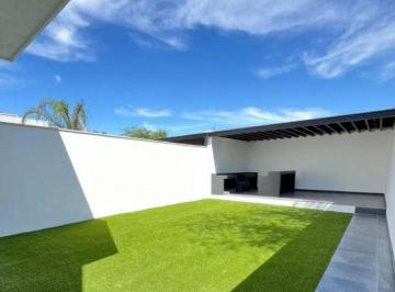 Casa · 274m² · 3 Recámaras · Casa en Venta en Altares Residencial