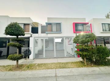 Casa de 3 habitaciones, Guadalajara · Casa en Venta, Jardines del Nilo