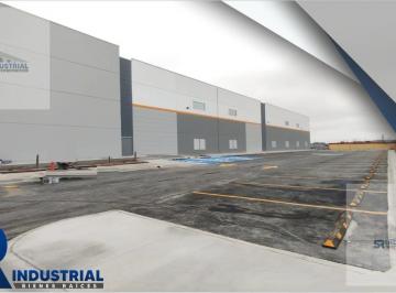 Nave industrial · 16m² · Nave Industrial en Renta