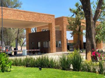Terreno / Lote en Venta  Aeropuerto Aguascalientes  · Terreno en Fraccionamiento Grand Natura