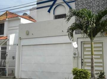 Casa de 3 habitaciones, Mazatlán · Casa en Venta en Mazatlán. Fracc. El Toreo