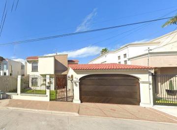 Casa de 4 habitaciones, Matamoros · Casa en Venta Colonia Victoria por Remate, Excelente Oportunidad!