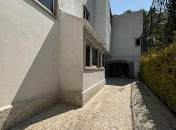 Casa uso de suelo de 4 habitaciones, Miguel Hidalgo · Casa con Uso de Suelo en Renta en Lomas de Chapultepec