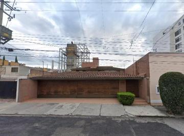 Casa de 5 habitaciones, Morelia · Casa en Venta en Morelia, Michoacán