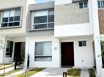 Casa en condominio · 110m² · 3 Recámaras · 2 Estacionamientos · Casa en Venta en Zaru, Queretaro, Queretaro