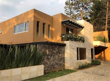 Casa de 3 habitaciones, Valle de Bravo · Casa en Renta en Avandaro, Valle de Bravo