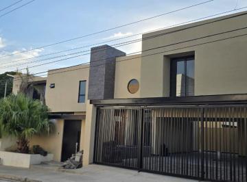 Casa · 336m² · 3 Recámaras · 4 Estacionamientos · Preventa Casa Shiitake en Col. Petrolera