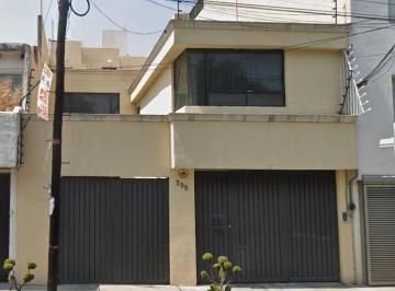 Casa de 4 habitaciones, Benito Juárez · Bonita Casa en Una Exelente Ubicacion Cerca de Escuelas Parques y Hospitalesl