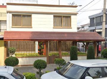 Casa de 3 habitaciones, Venustiano Carranza · Bonita Casa en Una Exelente Ubicacion Cerca de Escuelas Parques y Hospitales