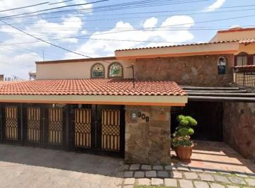 Casa de 5 habitaciones, San Luis Potosí · Preciosa Casa Ubicada en Lomas 4ta Secc, San Luis Potosi