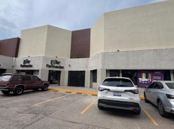 Local comercial · 465m² · 14 Estacionamientos · Local en Renta Blvd. Vicente Valtierra 465 m²