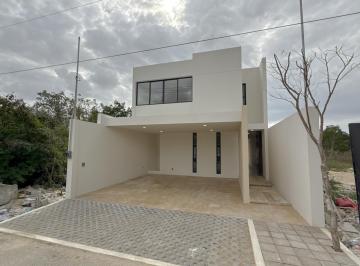 Casa · 234m² · 3 Recámaras · 2 Estacionamientos · Casa en Venta en Mérida