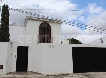 Casa · 264m² · 5 Recámaras · 4 Estacionamientos · Casa en Venta en Mérida, Yucatán