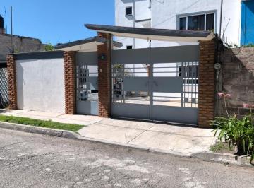 Casa · 230m² · 4 Recámaras · 2 Estacionamientos · Casa en Venta Villas 2000 Zumpango Estado de Mexico