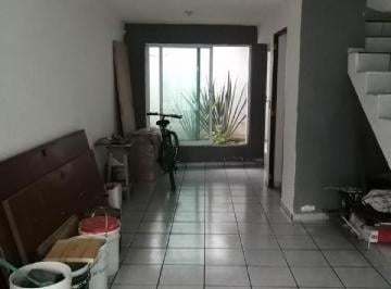 Casa de 3 habitaciones, Puebla · Casa de 3 Plantas en La Colonia Alberto de La Fuente, Sanctorum, Puebla.