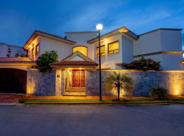 Casa de 4 habitaciones, Puebla · Espectacular Residencia en Venta en La Concepción Zavaleta