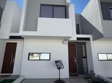 Casa · 100m² · 2 Recámaras · 2 Estacionamientos · Casa en Fraccionamiento Residencial San Carlos