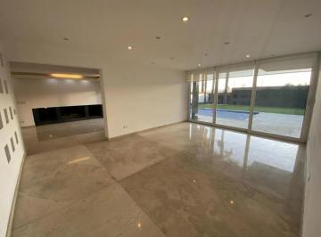 Casa en condominio de 3 habitaciones, San Andrés Cholula · Casa con Alberca en Venta en La Vista Country Club