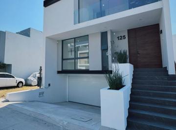 Casa de 4 habitaciones, Tlajomulco de Zúñiga · Casa en Venta en Punto Sur 1