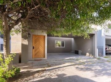 Casa de 3 habitaciones, San Luis Potosí · Casa en Venta en Pedregal Fase 1