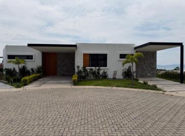Casa en condominio de 2 habitaciones, Chapala · Casa en Venta Chapala Ajijic