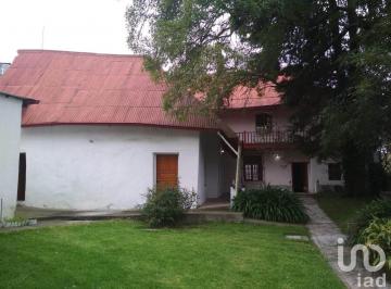 Casa · 444m² · 4 Recámaras · 4 Estacionamientos · Casa en Venta en El Centro del Pueblo Magico de Real del Monte, Hidalgo