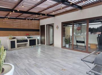 Roof garden con baño de visitas. · Casa en Venta 4 Recs con Roof Garden Privado. Calle Tranquila Coyoacan.