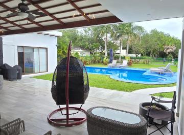 Casa de 5 habitaciones, Benito Juárez · Divina de 5 Hab Ya Amueblada! con Amplio Jardin en Lagos del Sol