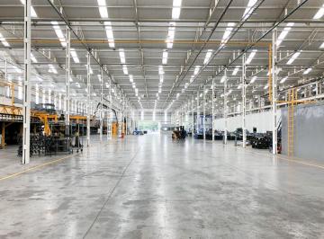 Nave industrial · 600 Estacionamientos · Nave Industrial Aaa