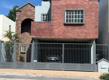 Casa de 3 habitaciones, Saltillo · Se Renta Bonita Casa Amueblada y Equipada Al Norte de Saltillo