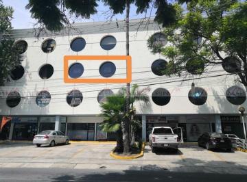 Local comercial · 168m² · 2 Recámaras · 2 Estacionamientos · Local Comercial en Venta en Monterrey