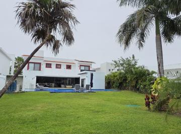 Casa de 5 habitaciones, Cancún · Exclusividad y Lujo en Residencial Lagos del Sol