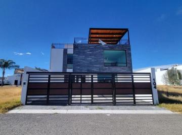 d5bef85c055cdb12e33b5796c788f4afcc5d8ca774c691b545c6c5ebba78e9e7 · Casa en Venta en Campestre Juriquilla