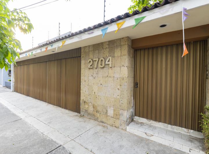 Casa · 678m² · 5 Recámaras · 6 Estacionamientos