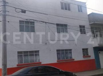 Casa · 361m² · 6 Recámaras · 1 Estacionamiento · Casa en Venta en Esquina San Jose de La Escalera Gustavo a Madero Cdmx
