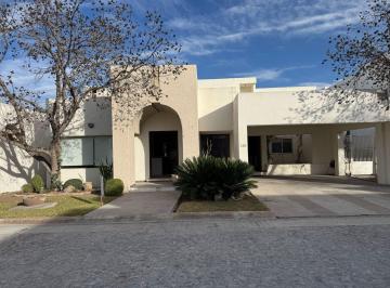 Casa , Saltillo · Casa en Venta Fraccionamiento San Alberto