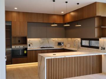 Casa de 4 habitaciones, Querétaro · Residencia de Autor con Alberca - Altozano
