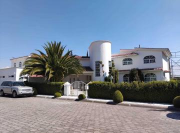 Casa · 798m² · 4 Recámaras · Casa en Venta en Campestre del Virrey, San Jerónimo Chicahualco, Metepec, Estado de México. - (4)