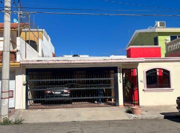 Casa · 170m² · 2 Recámaras · 1 Estacionamiento · Casa en Venta en Las Quintas A1
