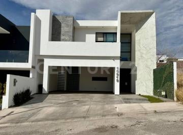 Casa · 292m² · 3 Recámaras · 2 Estacionamientos · Casa en Venta Bosques del Valle V, Chihuahua