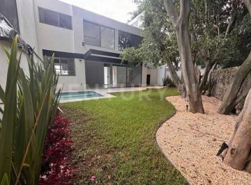 Casa · 222m² · 3 Recámaras · 3 Estacionamientos · En Venta Casa en Fraccionamiento Cima Norte, Cuernavaca