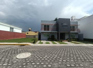 Casa de 4 habitaciones, Metepec · Casa en Venta Residencial Nicolaza en Metepec