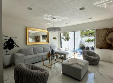 Casa de 3 habitaciones, Querétaro · Casa en Venta en Qro Cumbres del Lago Juriquiilla