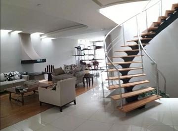 Casa · 680m² · 3 Recámaras · 6 Estacionamientos · Cumbres de Santa Fe, Casa con Jardín, en Venta