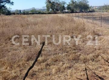 Terreno / Lote · 1785m² · Terreno en Venta en Jauja