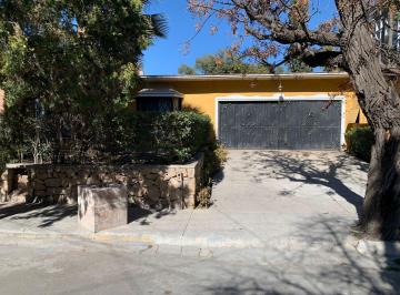 Casa de 3 habitaciones, Saltillo · Casa en Venta de Una Planta Sin Escalones Al Norte en Col. Jardin