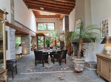 Casa de 6 habitaciones, Alvaro Obregón · Venta de Casa en Paseo de Las Lomas / Álvaro Obregón